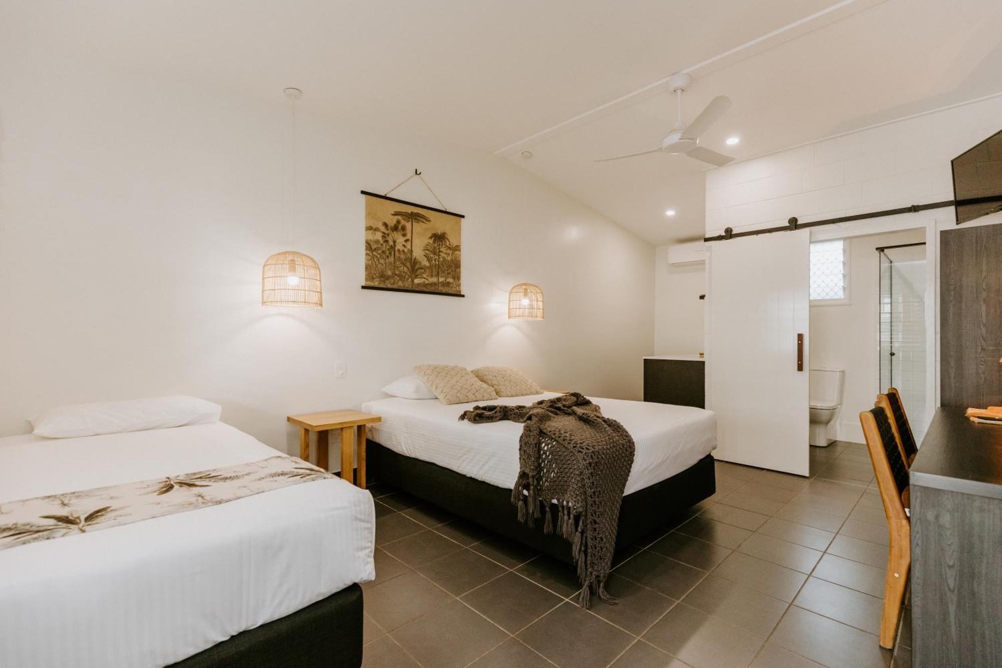 Yeppoon Surfside Motel Екстериор снимка